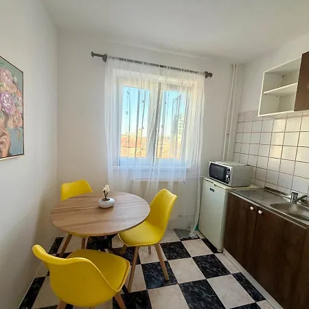 One Bedroom In Complexul Studentesc *