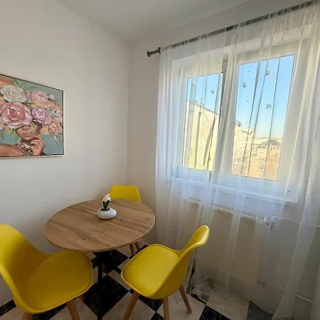One Bedroom In Complexul Studentesc Apartman